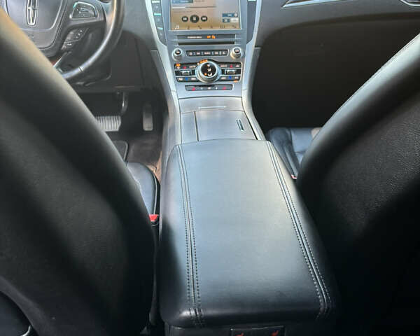 Линкольн МКЗ, объемом двигателя 2 л и пробегом 94 тыс. км за 17900 $, фото 24 на Automoto.ua
