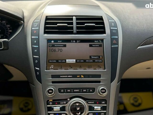 Линкольн МКЗ, объемом двигателя 2 л и пробегом 156 тыс. км за 15600 $, фото 15 на Automoto.ua