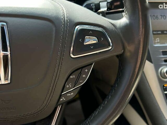 Линкольн МКЗ, объемом двигателя 2 л и пробегом 156 тыс. км за 15600 $, фото 23 на Automoto.ua