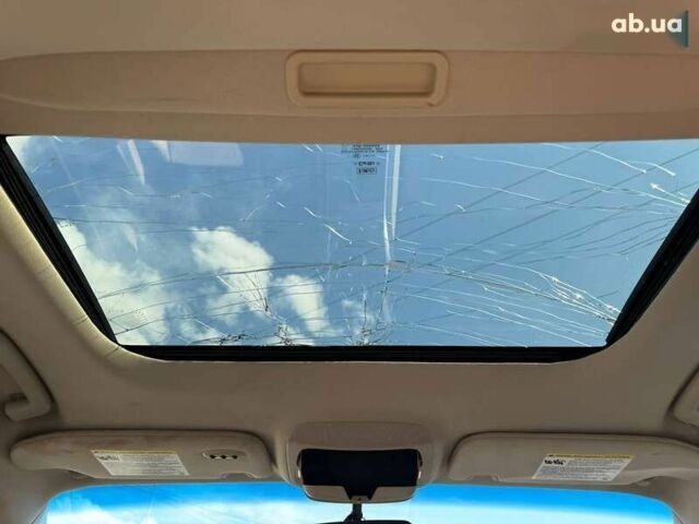 Линкольн МКЗ, объемом двигателя 2 л и пробегом 125 тыс. км за 10200 $, фото 17 на Automoto.ua