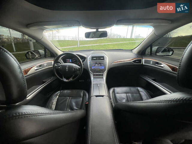 Серый Линкольн МКЗ, объемом двигателя 2 л и пробегом 238 тыс. км за 11800 $, фото 12 на Automoto.ua
