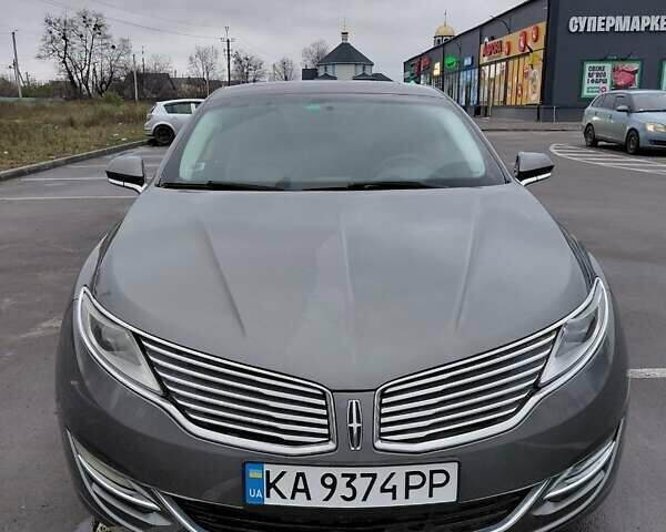 Серый Линкольн МКЗ, объемом двигателя 2 л и пробегом 240 тыс. км за 11000 $, фото 3 на Automoto.ua