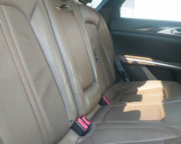 Серый Линкольн МКЗ, объемом двигателя 2 л и пробегом 180 тыс. км за 13000 $, фото 9 на Automoto.ua