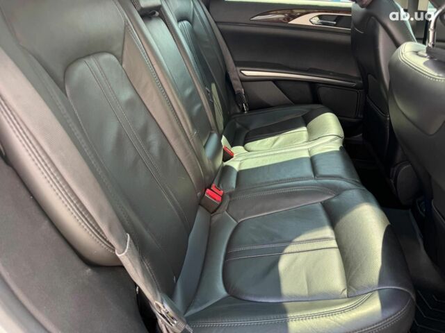 Серый Линкольн МКЗ, объемом двигателя 2 л и пробегом 162 тыс. км за 13990 $, фото 12 на Automoto.ua