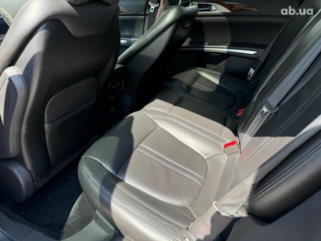 Серый Линкольн МКЗ, объемом двигателя 2 л и пробегом 162 тыс. км за 13990 $, фото 10 на Automoto.ua