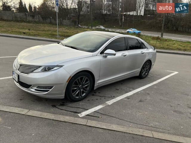 Серый Линкольн МКЗ, объемом двигателя 2 л и пробегом 238 тыс. км за 11800 $, фото 2 на Automoto.ua