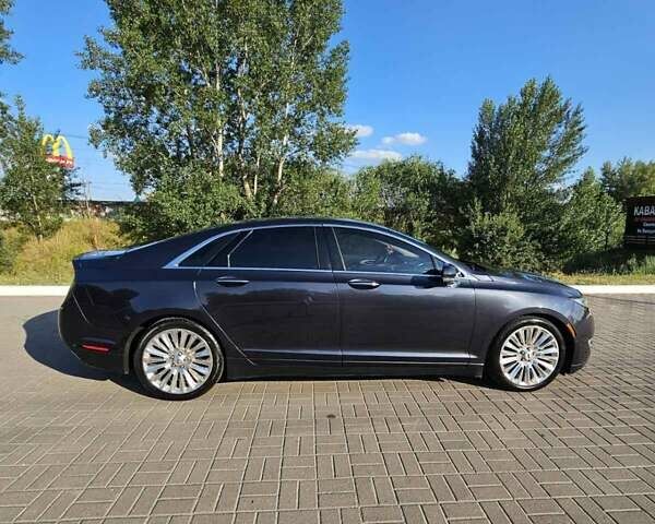 Серый Линкольн МКЗ, объемом двигателя 3.7 л и пробегом 280 тыс. км за 10500 $, фото 5 на Automoto.ua