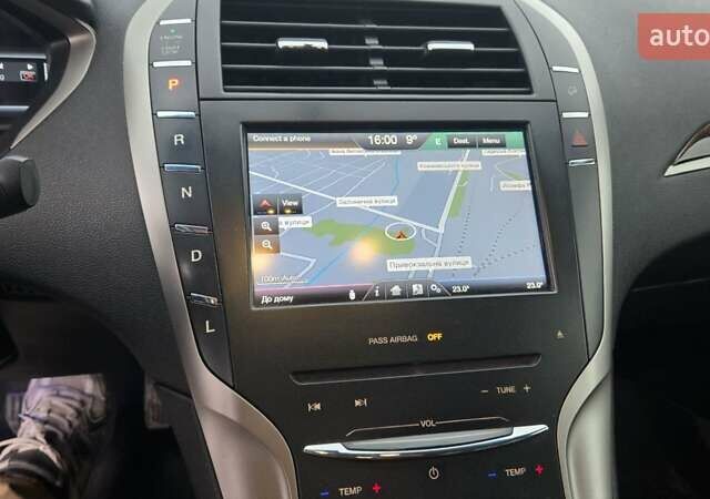 Лінкольн MKZ 2013 у Бродах на Automoto.ua Сірий Лінкольн MKZ, об'ємом двигуна 2 л та пробігом 244 тис. км за 13800 $, фото 9 на Automoto.ua