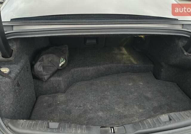 Лінкольн MKZ 2013 у Бродах на Automoto.ua Сірий Лінкольн MKZ, об'ємом двигуна 2 л та пробігом 244 тис. км за 13800 $, фото 26 на Automoto.ua