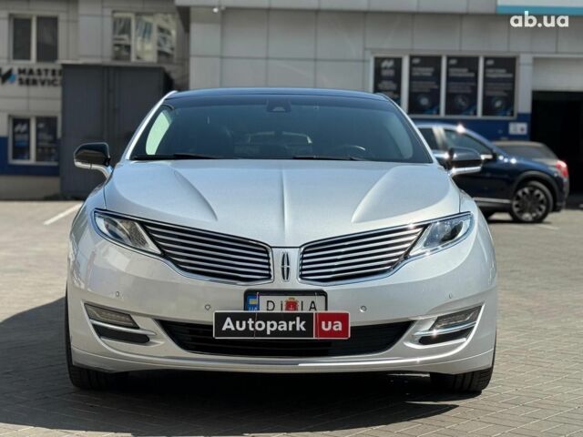Серый Линкольн МКЗ, объемом двигателя 2 л и пробегом 162 тыс. км за 13990 $, фото 1 на Automoto.ua