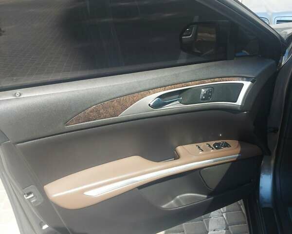 Серый Линкольн МКЗ, объемом двигателя 2 л и пробегом 180 тыс. км за 13000 $, фото 17 на Automoto.ua