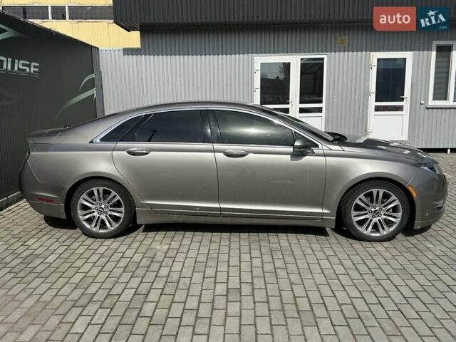 Серый Линкольн МКЗ, объемом двигателя 2 л и пробегом 182 тыс. км за 11900 $, фото 10 на Automoto.ua
