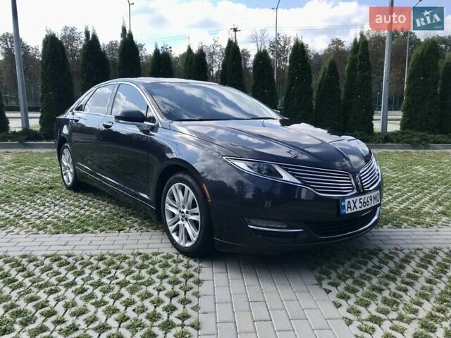 Серый Линкольн МКЗ, объемом двигателя 2 л и пробегом 243 тыс. км за 10400 $, фото 2 на Automoto.ua