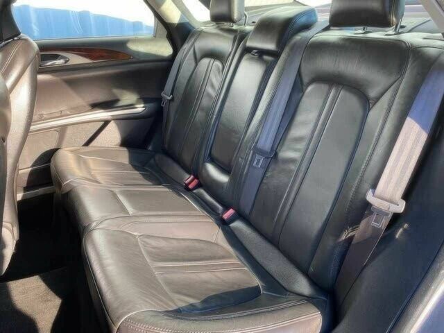 Сірий Лінкольн MKZ, об'ємом двигуна 2 л та пробігом 86 тис. км за 6000 $, фото 9 на Automoto.ua