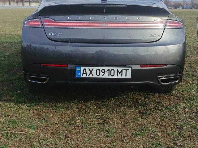 Сірий Лінкольн MKZ, об'ємом двигуна 2 л та пробігом 323 тис. км за 12900 $, фото 3 на Automoto.ua