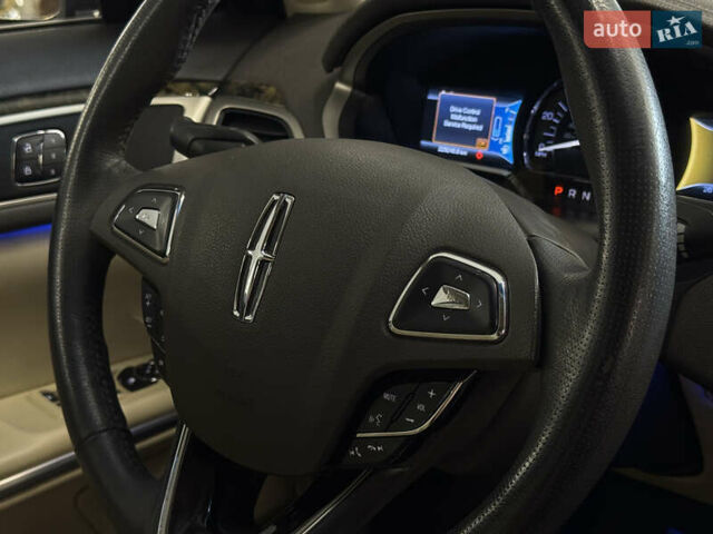 Сірий Лінкольн MKZ, об'ємом двигуна 2 л та пробігом 223 тис. км за 11699 $, фото 20 на Automoto.ua