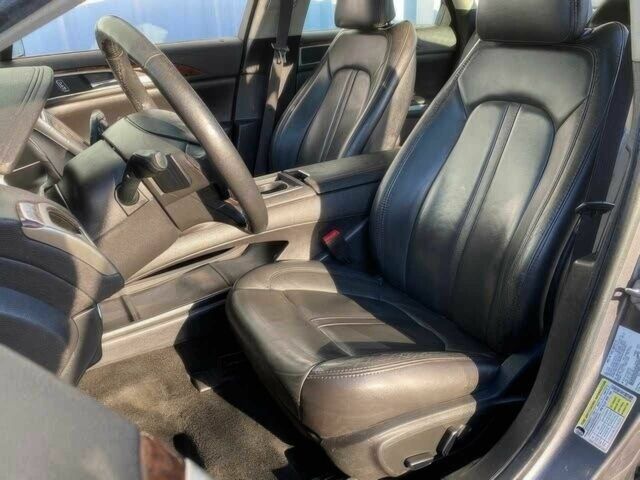 Сірий Лінкольн MKZ, об'ємом двигуна 2 л та пробігом 86 тис. км за 6000 $, фото 5 на Automoto.ua