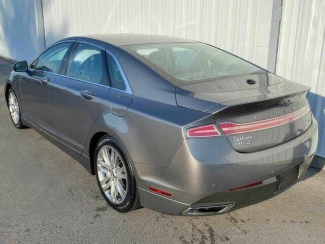 Сірий Лінкольн MKZ, об'ємом двигуна 2 л та пробігом 86 тис. км за 6000 $, фото 3 на Automoto.ua