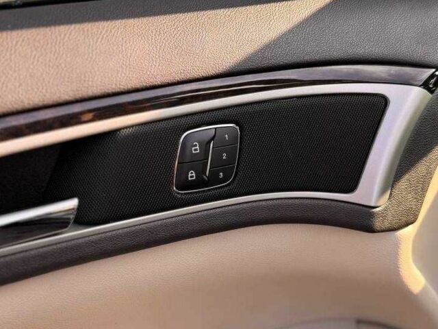 Серый Линкольн МКЗ, объемом двигателя 2 л и пробегом 82 тыс. км за 14500 $, фото 3 на Automoto.ua