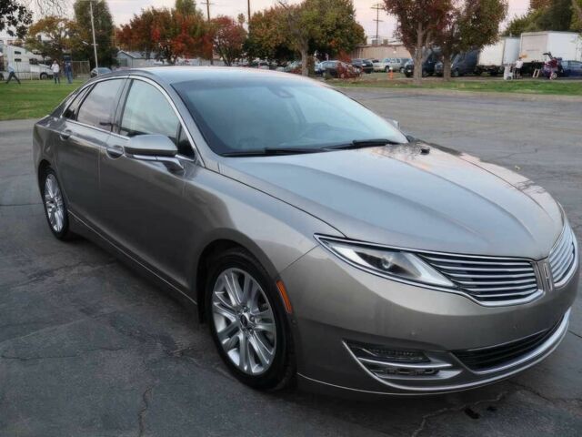 Сірий Лінкольн MKZ, об'ємом двигуна 2 л та пробігом 80 тис. км за 10500 $, фото 2 на Automoto.ua