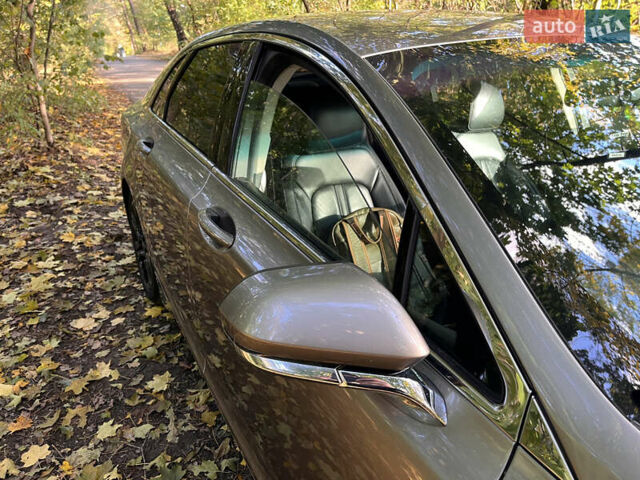 Серый Линкольн МКЗ, объемом двигателя 2 л и пробегом 131 тыс. км за 14200 $, фото 6 на Automoto.ua