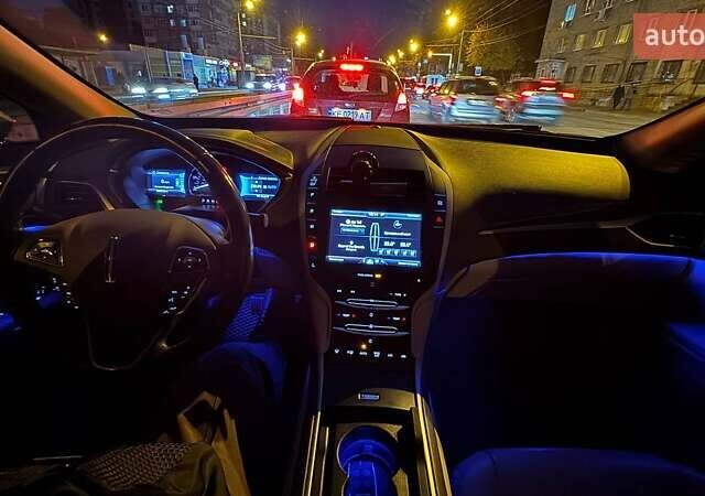 Серый Линкольн МКЗ, объемом двигателя 2 л и пробегом 82 тыс. км за 14500 $, фото 18 на Automoto.ua