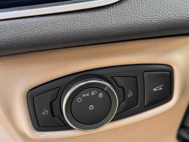 Серый Линкольн МКЗ, объемом двигателя 2 л и пробегом 82 тыс. км за 14500 $, фото 16 на Automoto.ua