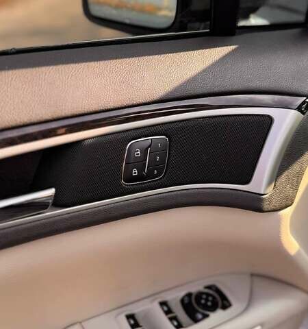 Серый Линкольн МКЗ, объемом двигателя 2 л и пробегом 82 тыс. км за 14500 $, фото 4 на Automoto.ua