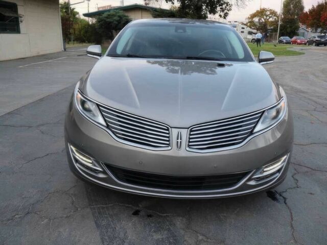 Сірий Лінкольн MKZ, об'ємом двигуна 2 л та пробігом 80 тис. км за 10500 $, фото 1 на Automoto.ua