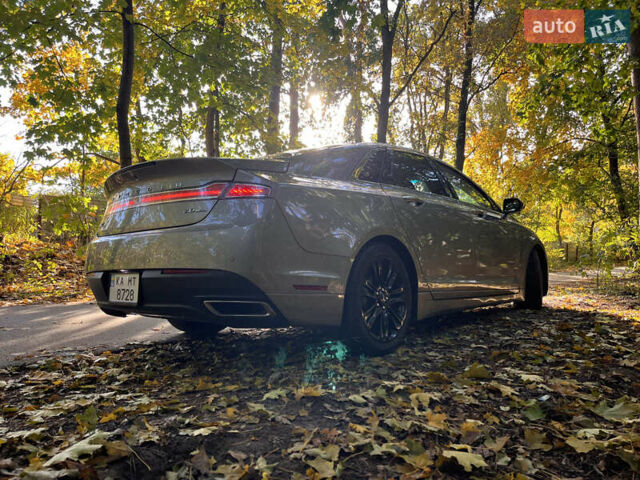 Серый Линкольн МКЗ, объемом двигателя 2 л и пробегом 131 тыс. км за 14200 $, фото 2 на Automoto.ua