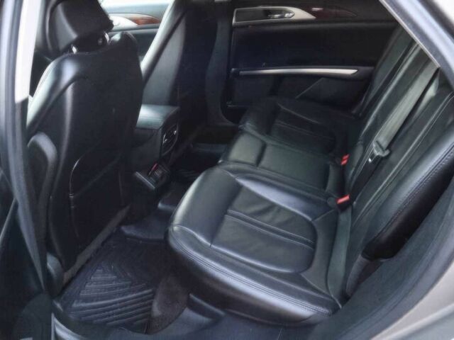 Сірий Лінкольн MKZ, об'ємом двигуна 2 л та пробігом 80 тис. км за 10500 $, фото 9 на Automoto.ua