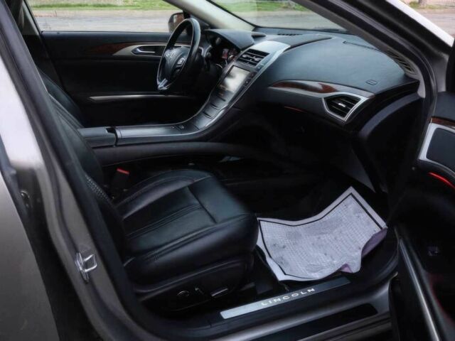 Сірий Лінкольн MKZ, об'ємом двигуна 2 л та пробігом 80 тис. км за 10500 $, фото 6 на Automoto.ua