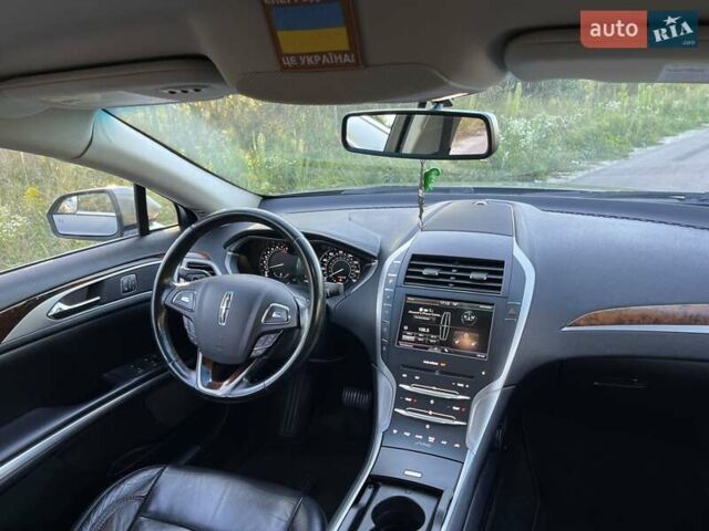 Серый Линкольн МКЗ, объемом двигателя 2 л и пробегом 131 тыс. км за 14200 $, фото 16 на Automoto.ua