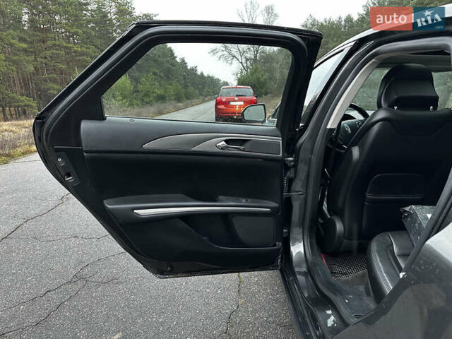 Серый Линкольн МКЗ, объемом двигателя 2 л и пробегом 137 тыс. км за 14500 $, фото 14 на Automoto.ua