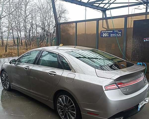 Сірий Лінкольн MKZ, об'ємом двигуна 2 л та пробігом 119 тис. км за 14000 $, фото 8 на Automoto.ua
