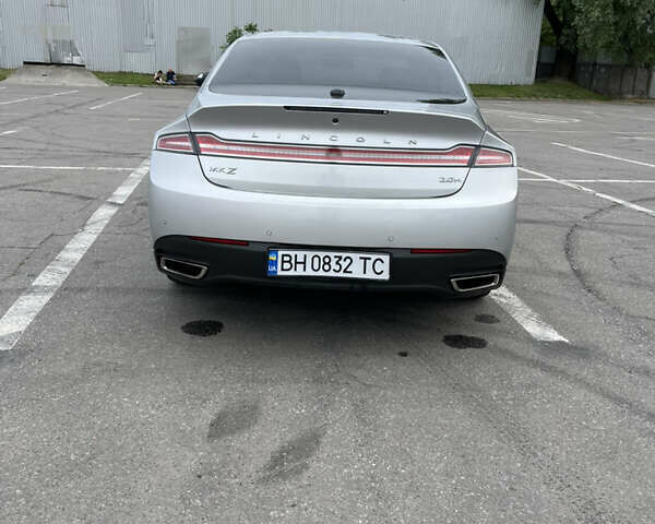 Серый Линкольн МКЗ, объемом двигателя 2 л и пробегом 156 тыс. км за 14500 $, фото 3 на Automoto.ua