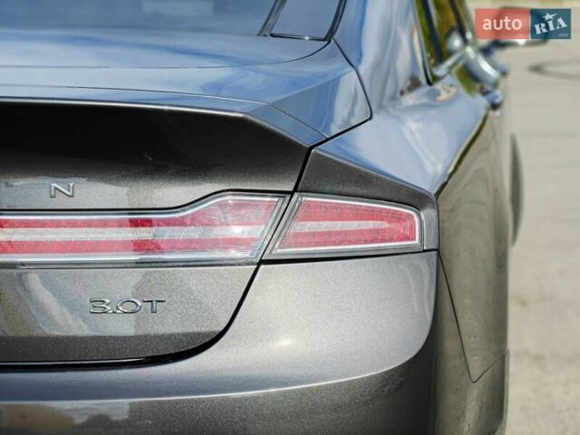Лінкольн MKZ 2016 у Запоріжжя на Automoto.ua Сірий Лінкольн MKZ, об'ємом двигуна 2.96 л та пробігом 108 тис. км за 18500 $, фото 7 на Automoto.ua