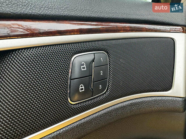 Серый Линкольн МКЗ, объемом двигателя 2 л и пробегом 114 тыс. км за 13890 $, фото 23 на Automoto.ua