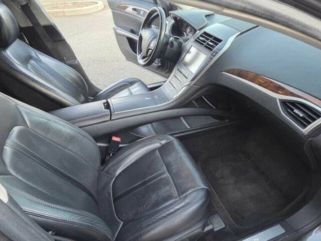 Сірий Лінкольн MKZ, об'ємом двигуна 2 л та пробігом 79 тис. км за 4800 $, фото 8 на Automoto.ua