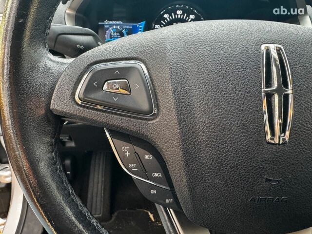 Серый Линкольн МКЗ, объемом двигателя 2 л и пробегом 114 тыс. км за 13890 $, фото 17 на Automoto.ua