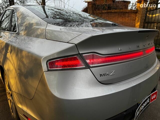 Серый Линкольн МКЗ, объемом двигателя 2 л и пробегом 114 тыс. км за 13890 $, фото 8 на Automoto.ua