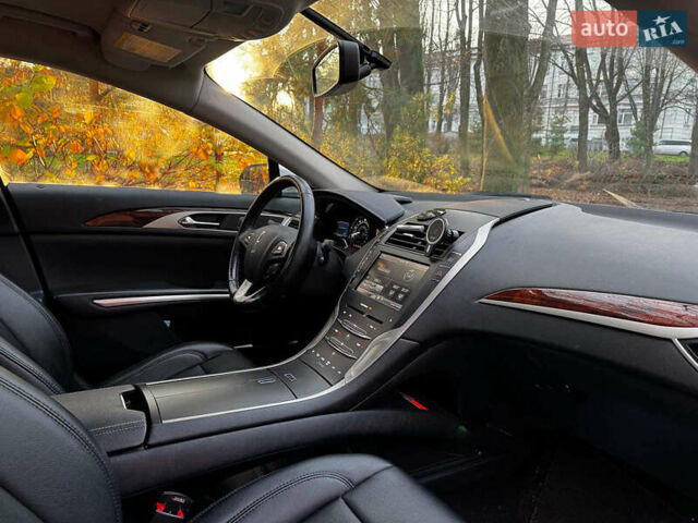 Серый Линкольн МКЗ, объемом двигателя 2 л и пробегом 114 тыс. км за 13890 $, фото 31 на Automoto.ua