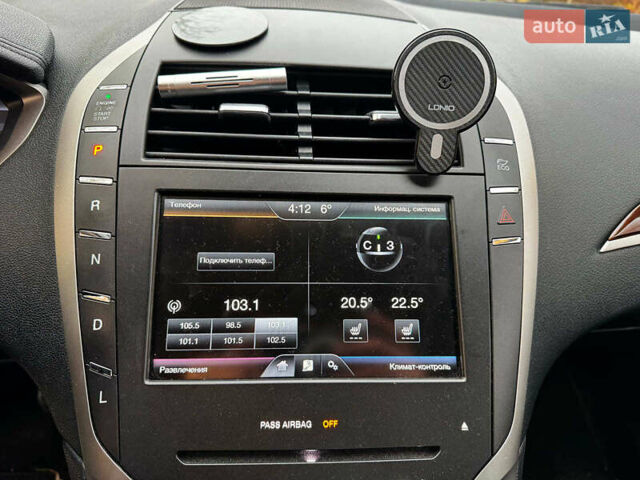 Серый Линкольн МКЗ, объемом двигателя 2 л и пробегом 114 тыс. км за 13890 $, фото 19 на Automoto.ua