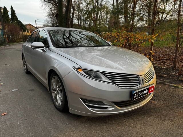 Серый Линкольн МКЗ, объемом двигателя 2 л и пробегом 114 тыс. км за 13890 $, фото 2 на Automoto.ua