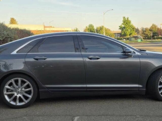 Сірий Лінкольн MKZ, об'ємом двигуна 2 л та пробігом 79 тис. км за 4800 $, фото 3 на Automoto.ua