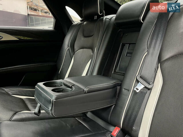 Сірий Лінкольн MKZ, об'ємом двигуна 2.96 л та пробігом 112 тис. км за 21500 $, фото 26 на Automoto.ua