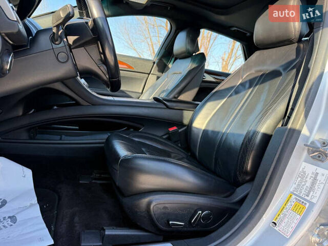 Сірий Лінкольн MKZ, об'ємом двигуна 2 л та пробігом 164 тис. км за 15999 $, фото 16 на Automoto.ua