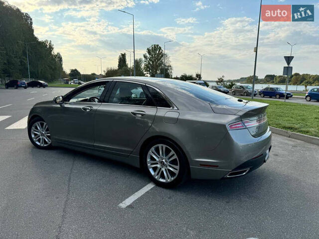 Серый Линкольн МКЗ, объемом двигателя 2 л и пробегом 180 тыс. км за 12000 $, фото 7 на Automoto.ua