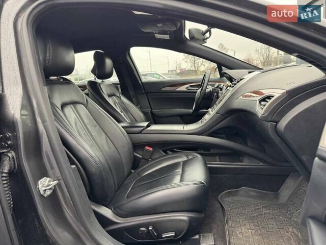 Серый Линкольн МКЗ, объемом двигателя 2 л и пробегом 179 тыс. км за 12990 $, фото 14 на Automoto.ua