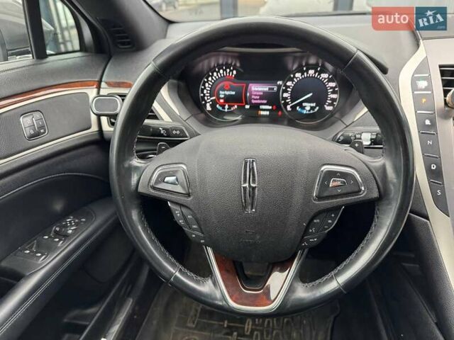 Серый Линкольн МКЗ, объемом двигателя 2 л и пробегом 179 тыс. км за 12990 $, фото 17 на Automoto.ua